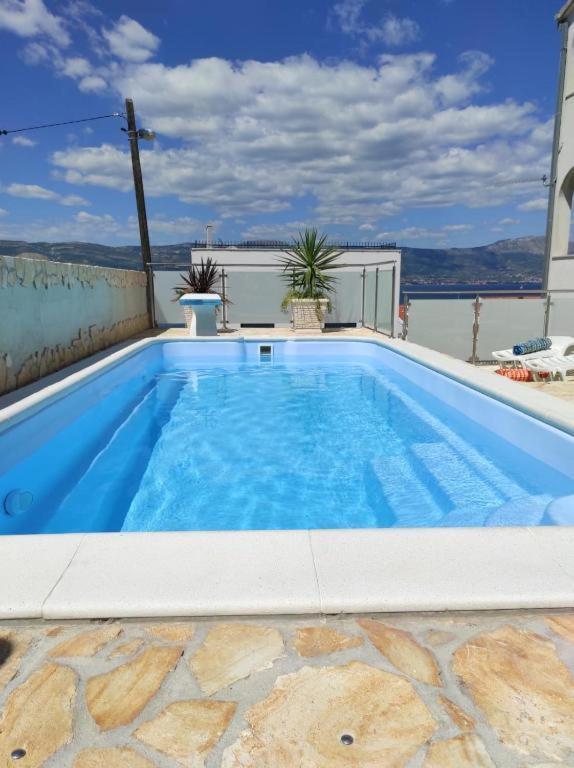 Sollis Apartment *